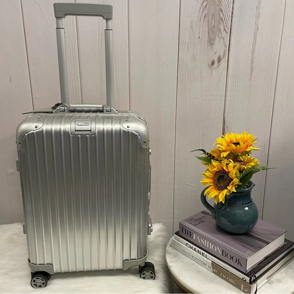RIMOWA Silver Carry-On Spinner Luggage